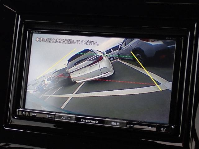 �o�b�N�J���������ڂ��Ă���܂��B