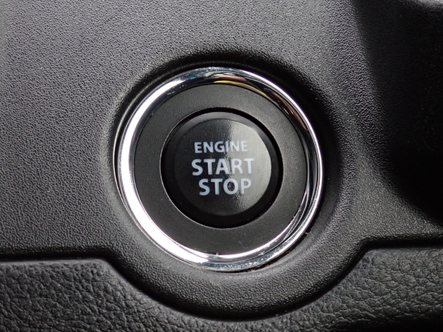 �L�[���X�v�b�V���X�^�[�g�V�X�e�����̗p���Ă���܂��I�{�^����ŃG���W���n�����\�Ȃ̂ŁA�L�[��T�����Ƃ��Ȃ��Ȃ�܂��ˁI