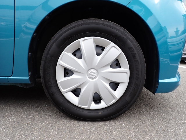 �������z�C�[���L���b�v(^^�􁚎ԑ̂̕��͋C�ƍ����Ă���̂͏����i�Ȃ�ł͂ł��ˁI