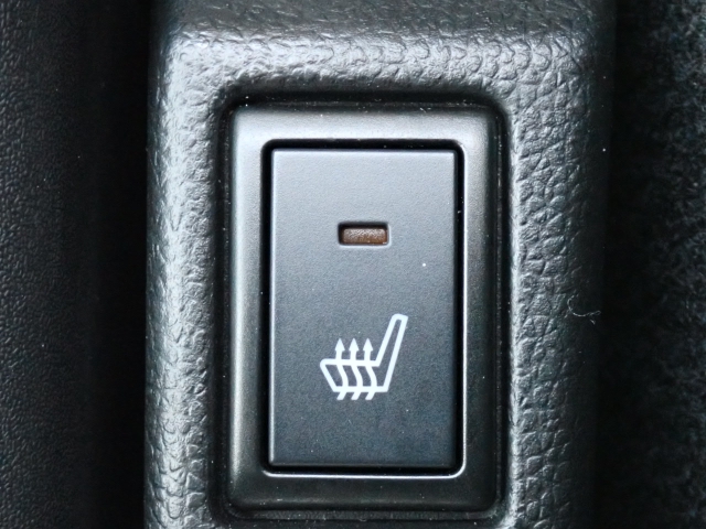 �^�]�ȃV�[�g�ɂ́A�V�[�g�q�[�^�[���t���Ă�̂ŁA���������ɂ͂��肪���������ł��B