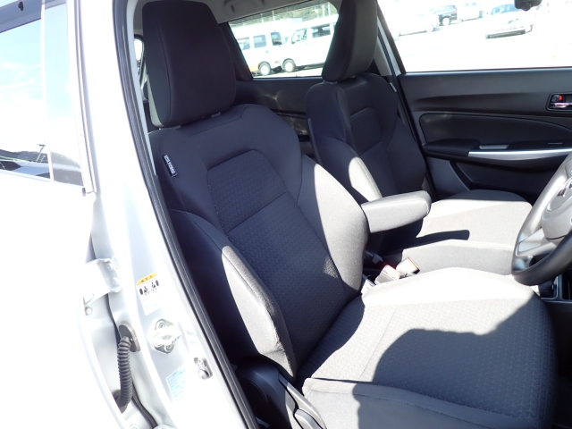 �t�����g�V�[�g�A��ԗǍD�ň��S�ł��B�傫�ȉ�����Ȃ����S�ł�