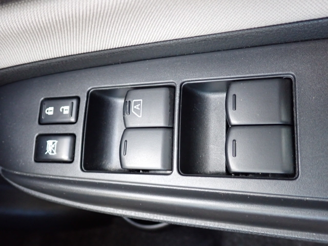 ���̊J�͓d���i�p���[�E�B���h�j�ɂȂ�܂��̂ŁA�֗��ł���ˁB