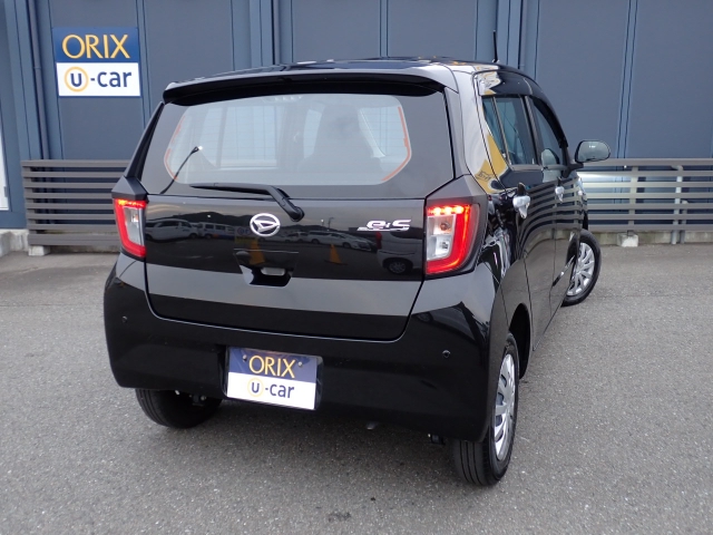 �����r���[�̉摜�ɂȂ�܂��B�I���b�N�X�F�蒆�ÎԂɂ́A���w��������S���Ă���肢���������߂ɁA�Ǝ��̢�I���b�N�X�F�蒆�Îԕۏأ�����t�����Ă��܂��B