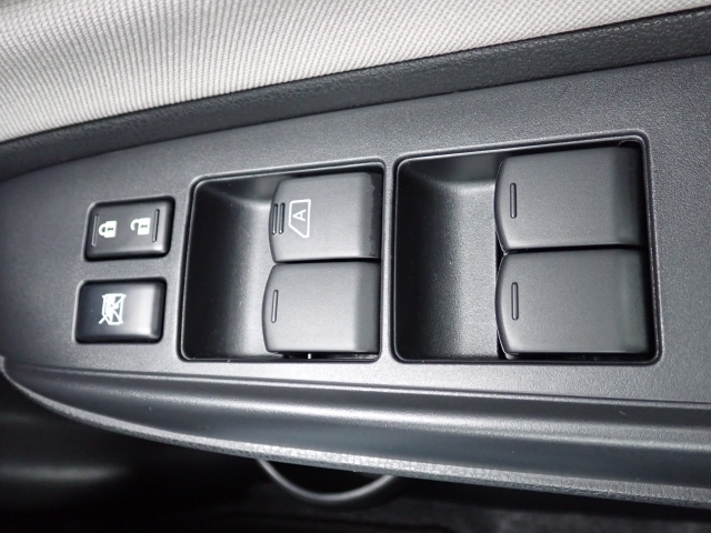 ���̊J�͓d���i�p���[�E�B���h�j�ɂȂ�܂��̂ŁA�֗��ł���ˁB