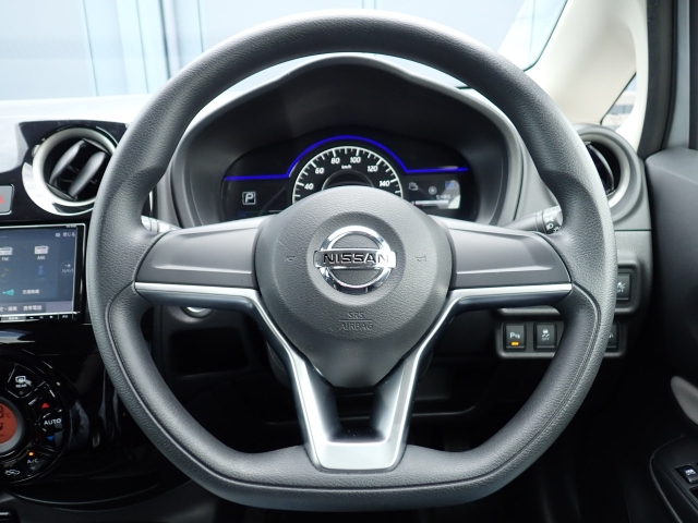 �X�e�A�����O�͂ƂĂ����ꂢ�ȏ�Ԃł���