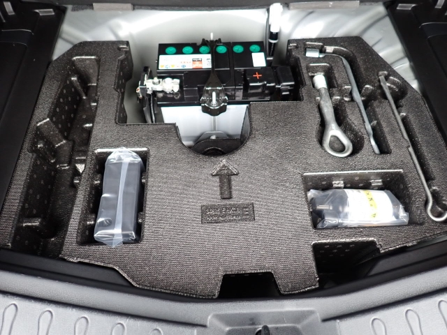 �p���N�C���L�b�g���t���Ă܂�.