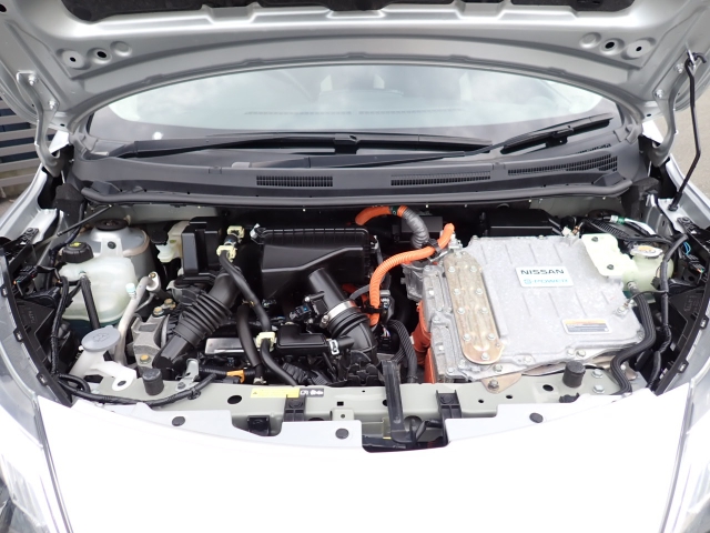 �G���W�����[�����Y��ł���B�@�֋@�\�n���ǍD�ł��B�[�ԑO�ɓ_���������s���܂��B