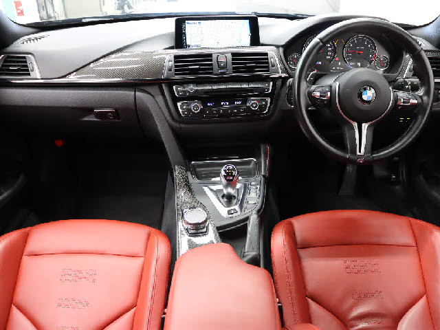 Ｔ．Ｕ．Ｃ．ＧＲＯＵＰの在庫車両は全車無料２年保証が付帯。納車後も安心してお愉しみ頂けるようサポート致します。