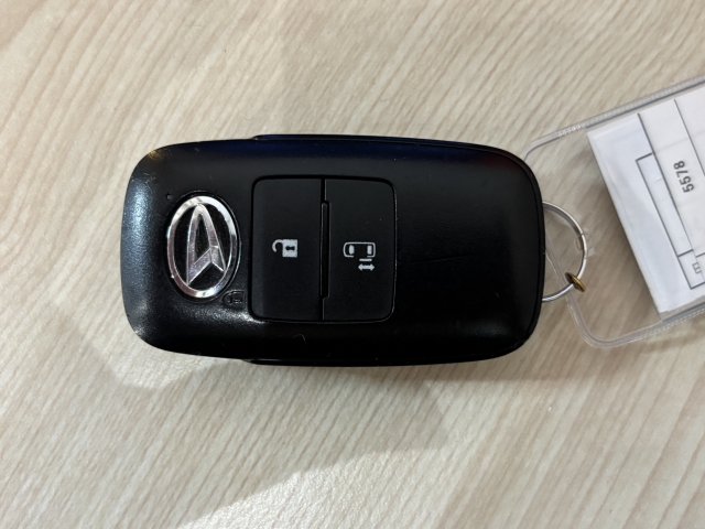 �g�т��邾���Ńh�A���̎{���E�J���E�G���W���n�����\�ȃX�}�[�g�L�[�V�X�e���𑕔����Ă���܂��B�֗����̃V�X�e���͈�x�g���Ǝ�����܂���B�Z�L�����e�B�ʂł����S�ł��B