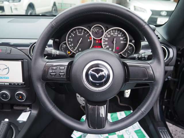 革巻きステアリング！ステアスイッチ！電動