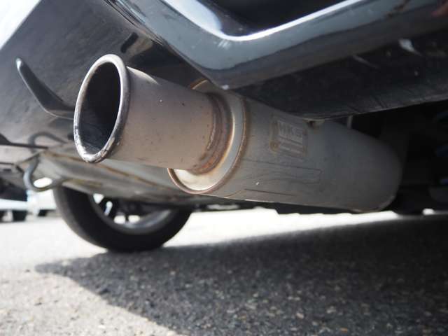 ＨＫＳマフラー！心地良い重低音でドライブ