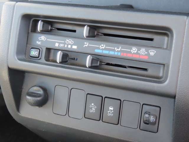 �G�A�R�������B���x�ݒ肪�ł��āA�������K�ł���B