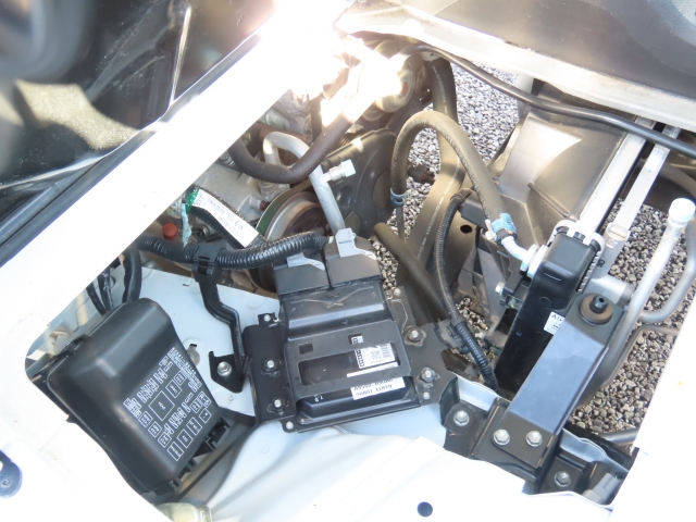 �G���W�����[�������ꂢ�ł���B�@�֋@�\�n���ǍD�ł��B�[�ԑO�ɓ_���������s���܂��B�G���W���I�C���E�I�C���t�B���^�[�E�G�A�R���t�B���^�[�E���C�p�[�S���͕K�������v���܂��i�G�A�R���t�B���^�[�́A�����Ԃ̂݁j