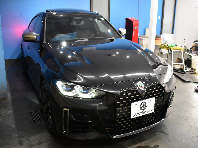 当社では全車充実の無料アフターサービス付です！全車無料２年保証＆年３回３年間エンジンオイル交換無料＆ポリマーメンテナンス施工＆関東圏外陸送納車費用無料サービス中。詳しくはホームページをご覧ください。