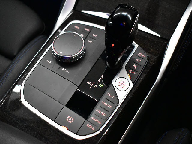 掲載以外の画像も当店ＨＰにて多数公開中です！ご来店が難しい方でも安心して購入していただけるよう細部まで掲載しております。専門店ならではの良質な中古車のみを販売しております。