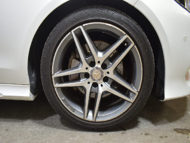 �S�ԓX���ɂēW�����I���z��������Ό��Ԋm�F���\�ł��B���C�y�ɂ��z�����������܂��B���X�^�b�t���ׂ��������������Ē����܂��̂ŗA���Ԃɂ��s����������ł����S�ł��B