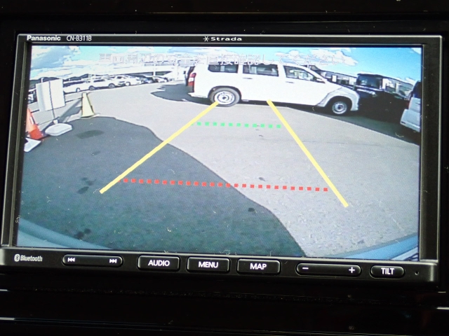 �o�b�N�J�����������Ă���܂��B���Ԏ��ɑ�ϖ��ɗ����܂�������Ԃ����ȕ��ɂ��֗��@�\�ł���