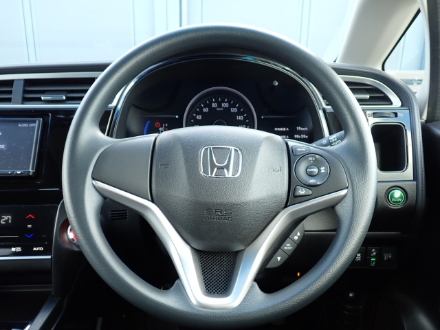 �X�e�A�����O�͂ƂĂ����ꂢ�ȏ�Ԃł���