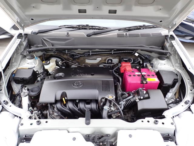 �G���W�����[�������ꂢ�ł���B�@�֋@�\�n���ǍD�ł��B�[�ԑO�ɓ_���������s���܂��B�G���W���I�C���E�I�C���t�B���^�[�E�G�A�R���t�B���^�[�E���C�p�[�S���͕K�������v���܂�