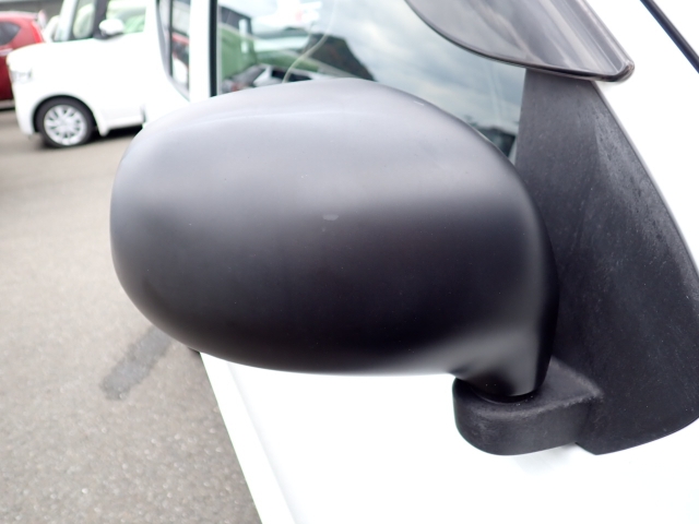 �I���b�N�X�F�蒆�ÎԂ͑S�ԊӒ菑�t���B�������AIS�̌�����S�ԗ��Ɏ��{��1�䂲�Ƃɕ]���_�̂����F�菑�̔��s���s���Ă���܂��B