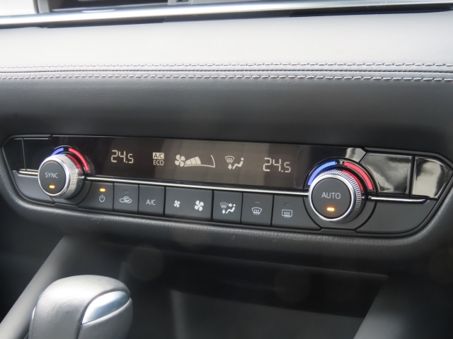 �I�[�g�G�A�R�������B���x�ݒ肪�ł��āA�������K�ł���B