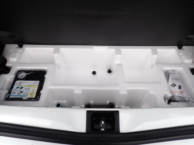 �p���N�C���L�b�g���t���Ă܂�.