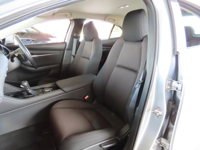 �t�����g�V�[�g����ԗǍD�ł���B�傫�ȉ�����Ȃ��A���S�ł��B����S�n�������ł���B