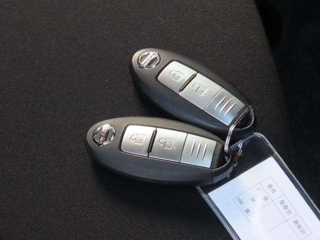 �L�[���|�P�b�g�ɓ��ꂽ�܂܂ł��G���W���n�m�^�n�e�e�A�h�A�{���^�J���\���֗��ȃX�}�[�g�L�[�t�ł���