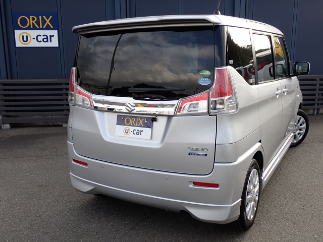 �����r���[�̉摜�ɂȂ�܂��B�I���b�N�X�F�蒆�ÎԂɂ́A���w��������S���Ă���肢���������߂ɁA�Ǝ��̢�I���b�N�X�F�蒆�Îԕۏأ�����t�����Ă��܂��B