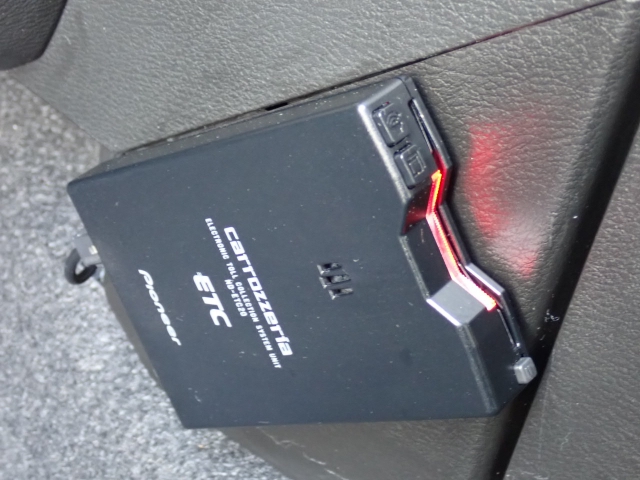 ETC���������Ă��܂��B�m���X�g�b�v�ŗ�������ʉ߂ł��܂��B���ꂵ�������ł���ˁB