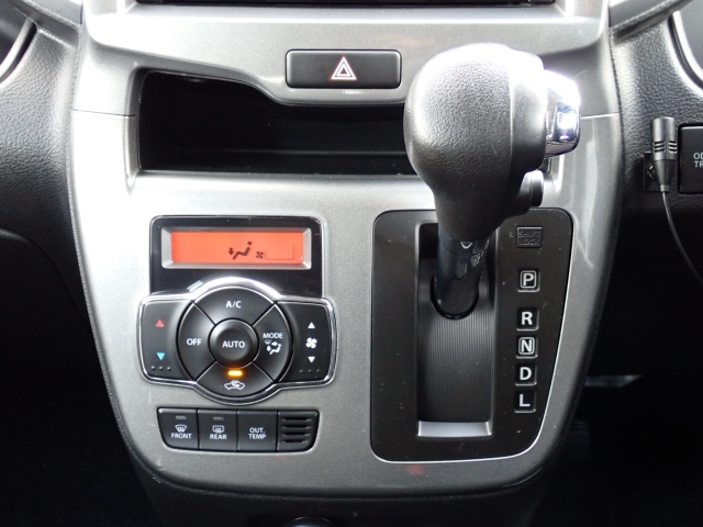 �V�t�g�ƃG�A�R���ł��B�I�[�g�G�A�R�������B���x�ݒ肪�o���āA�������K�ł���B