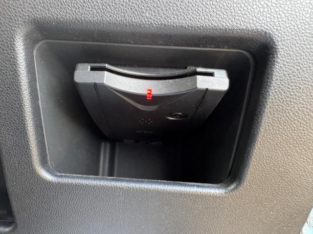 �ԗ��̏ڍׂ��Ԃɕt���܂��Ă̓X�^�b�t�܂ł��C�y�ɂ��₢���킹���������B