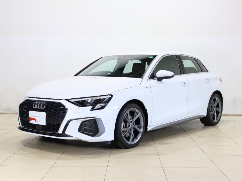 Ａ３　スポーツバック(アウディ) ４０　ＴＦＳＩ　クワトロ　Ｓライン 中古車画像