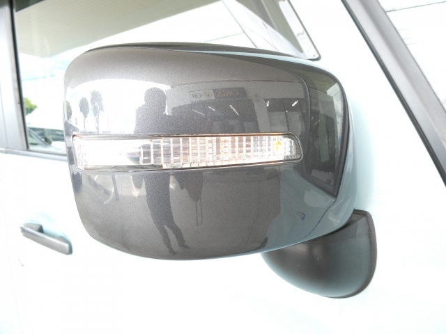 �E�B���J�[�~���[