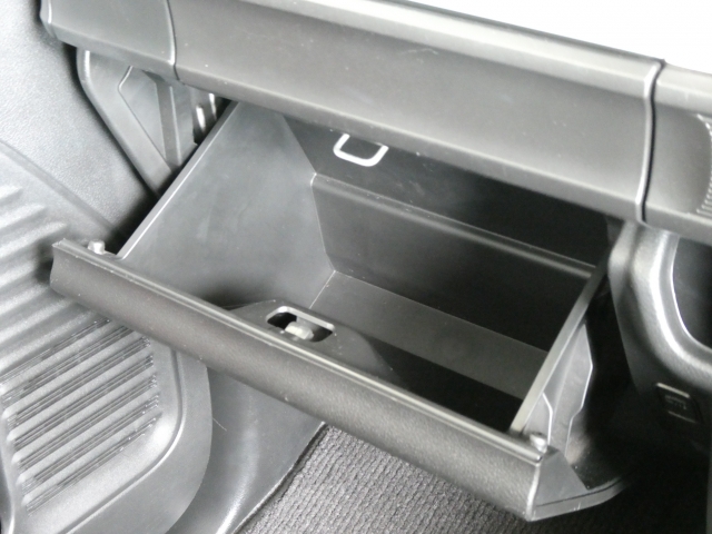 �e�B�b�V��������X�y�[�X��A�Ԍ��ؓ���Ȃǂ̕��������ނȂǂ�����܂�