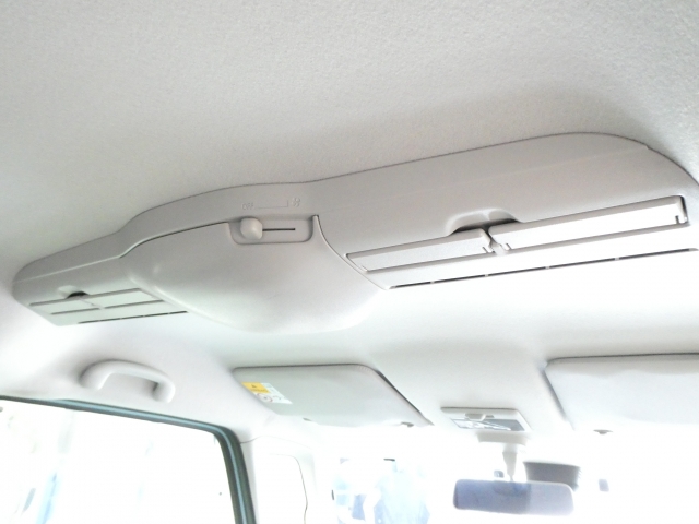 �㕔���Ȍ����ɑ�����������A���������K��