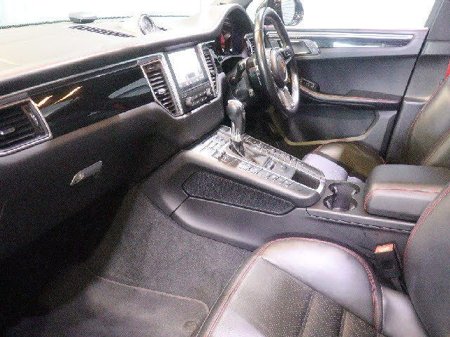 ■ドレスアップも含め、パーツのご相談も承ります！メルセデス・アウディ・ＢＭＷ・ＶＷ・ポルシェ、アメリカ車、ヨーロッパ車、その他あらゆるメーカー・車種のカスタムをお手伝いをさせて頂きます。