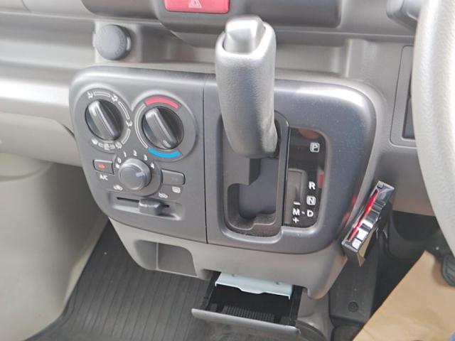 ���Ђ͖@���p�Ǝԗ��O����p���܂񂾑��z�\���_�ł��B���t-�̒��ÎԃT�C�g�������̕��́i��-�����ς���E�݌ɂ��m�F����j�̃{�^���������đ��z�\���̋��z���m�F���ĉ������B���z�ɂ́i�Ԍ��j������ŋ��܂݂܂�