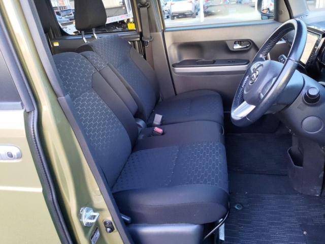 ベンチシート！肘掛けも付いてます！