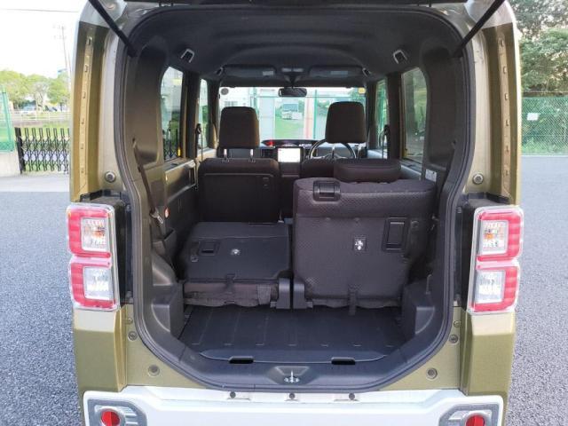 セカンドシートは、前方に倒せます！