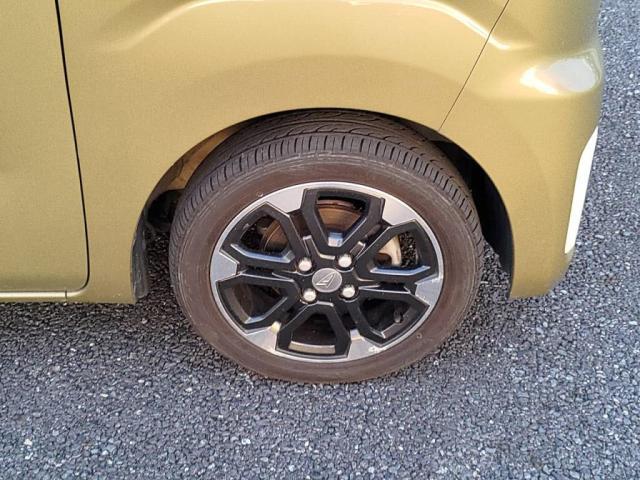 タイヤサイズ　１６５／５５　１５！