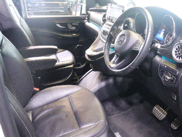 ■Ｔ．Ｕ．Ｃ．ＧＲＯＵＰ戸田店はＳＵＶ専門店！幅広く様々なメーカーを取り扱うインポートカーディーラーです。販売から、定期点検、一般整備、板金等、何でもお任せ下さい。お問合せはお気軽に！