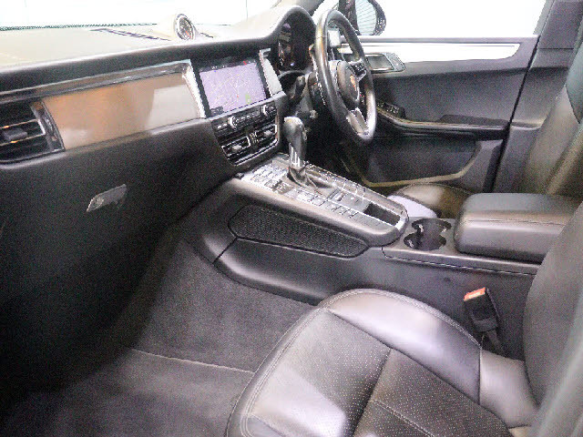 ���h���X�A�b�v���܂߁A�p�[�c�̂����k������܂��I�����Z�f�X�E�A�E�f�B�E�a�l�v�E�u�v�E�|���V�F�A�A�����J�ԁA���[���b�p�ԁA���̑������郁�[�J�[�E�Ԏ�̃J�X�^��������`���������Ē����܂��B