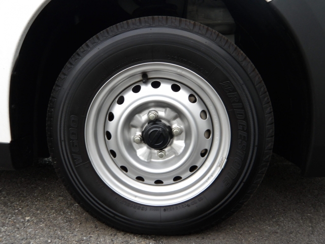 �y�I���b�N�X�t�|�������͈��S�̑S�ԕۏؕt���z�[�ԓ����瑖�s�����������ŁA���Օi�������S�Ă̕��i���P�N�ԕۏ؂��܂��B�i�A���Ԃ́A6�����Ԃ܂���5,000km�܂ŁB�j