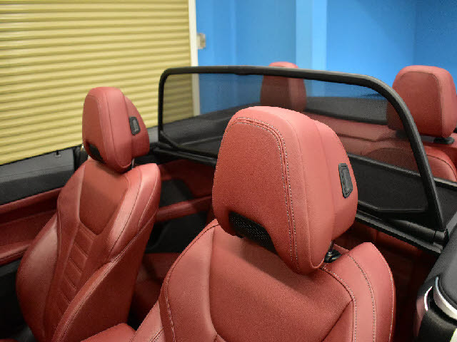 全車店頭にて展示中！お越し頂ければ現車確認が可能です。お気軽にお越しくださいませ。専門スタッフが細かくご説明させて頂きますので輸入車にご不安がある方でも安心です。