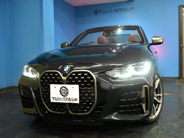 全車店頭にて展示中！お越し頂ければ現車確認が可能です。お気軽にお越しくださいませ。専門スタッフが細かくご説明させて頂きますので輸入車にご不安がある方でも安心です。