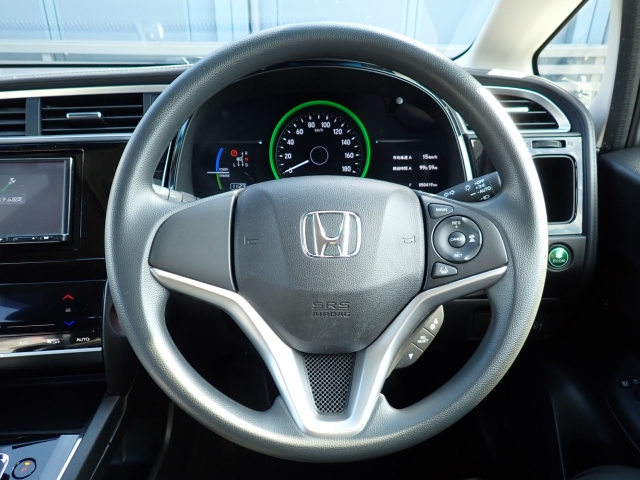 �X�e�A�����O�͂ƂĂ����ꂢ�ȏ�Ԃł���