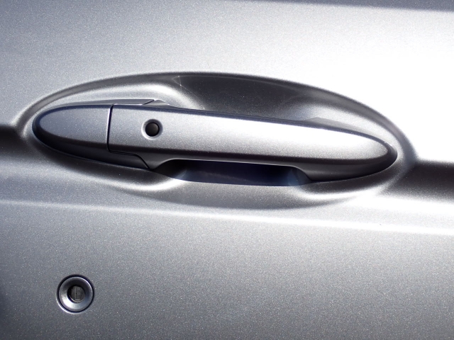 �I���b�N�X�F�蒆�ÎԂ͔[�ԑO�_�����A�G���W���I�C���A�I�C���G�������g�A�G�A�R���t�B���^�[�A���C�p�[�S�����������Ă��[�Ԓv���܂��B