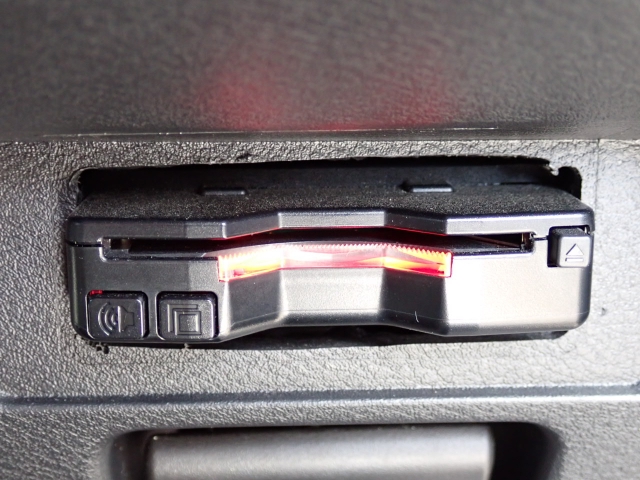 ETC���������Ă��܂��B�m���X�g�b�v�ŗ�������ʉ߂ł��܂��B���ꂵ�������ł���ˁB