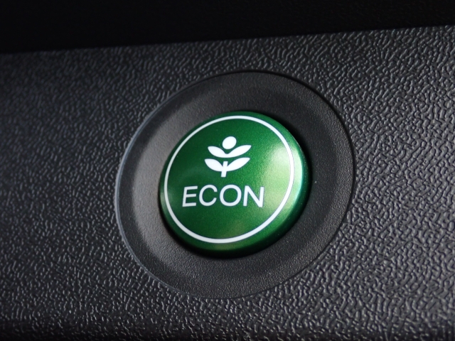 �L�[���X�v�b�V���X�^�[�g�V�X�e�����̗p���Ă���܂��I�{�^����ŃG���W���n�����\�Ȃ̂ŁA�L�[��T�����Ƃ��Ȃ��Ȃ�܂��ˁI